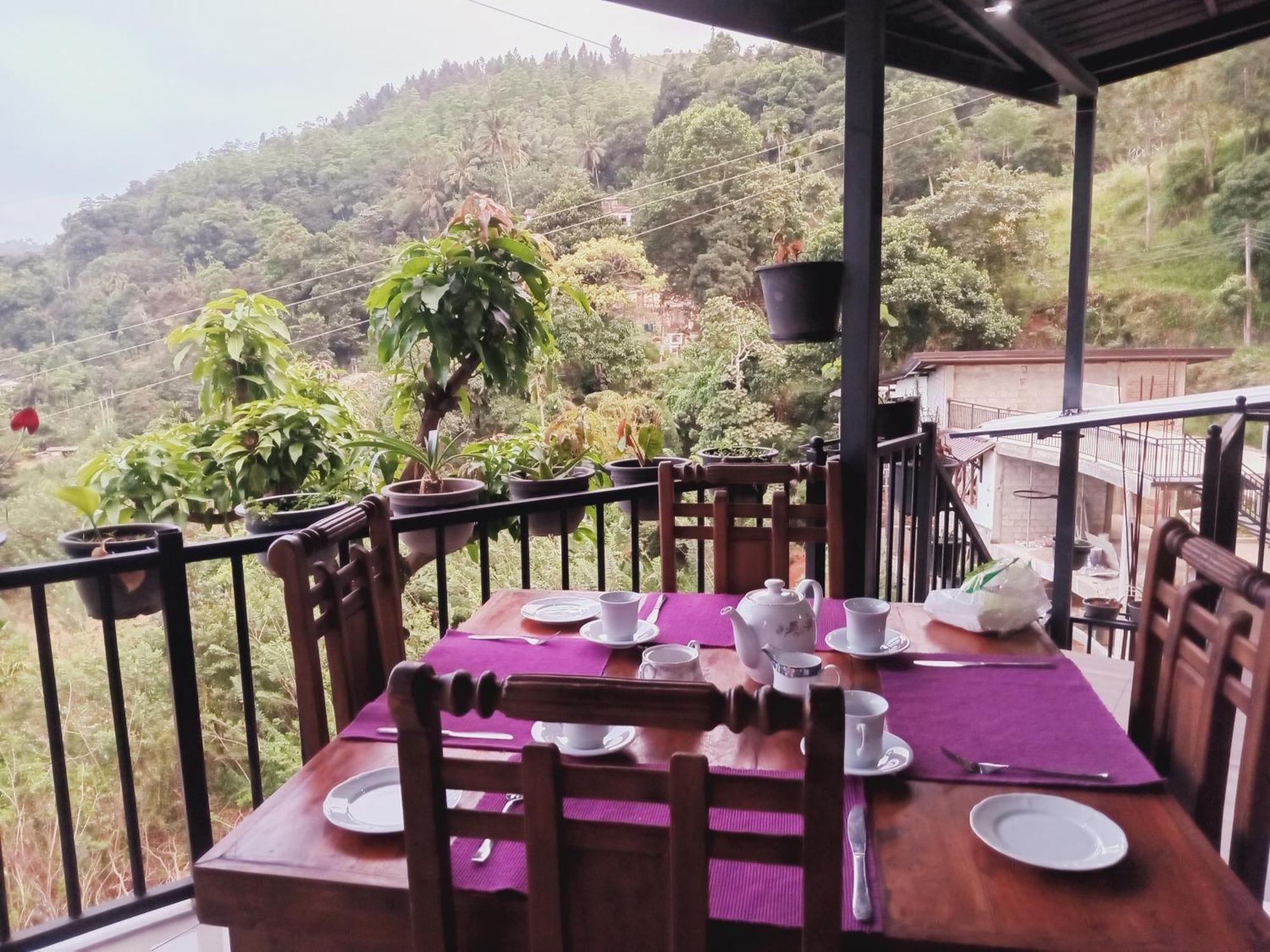 Kandy Ivy Mountain View Resort Exterior photo