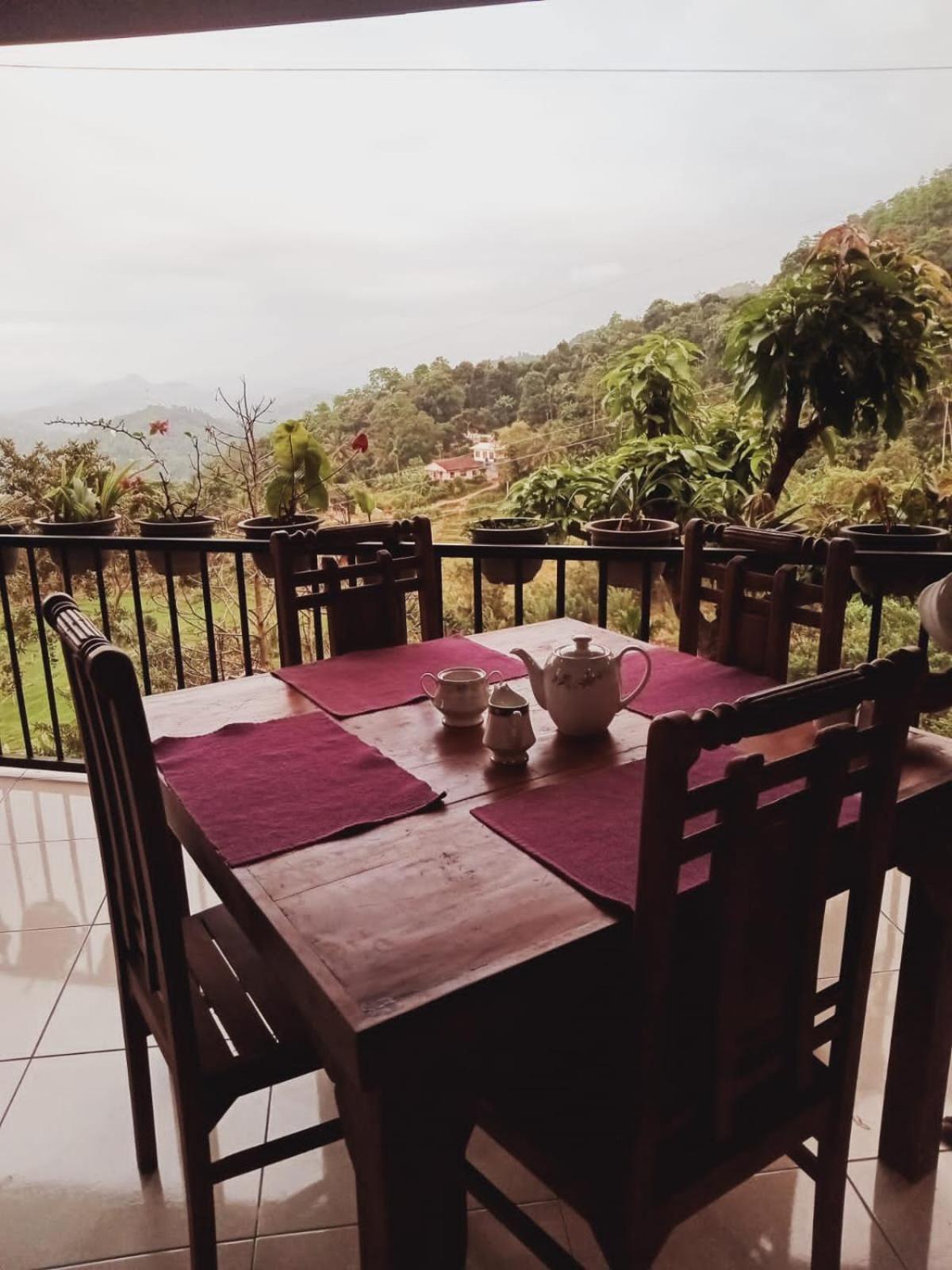 Kandy Ivy Mountain View Resort Exterior photo